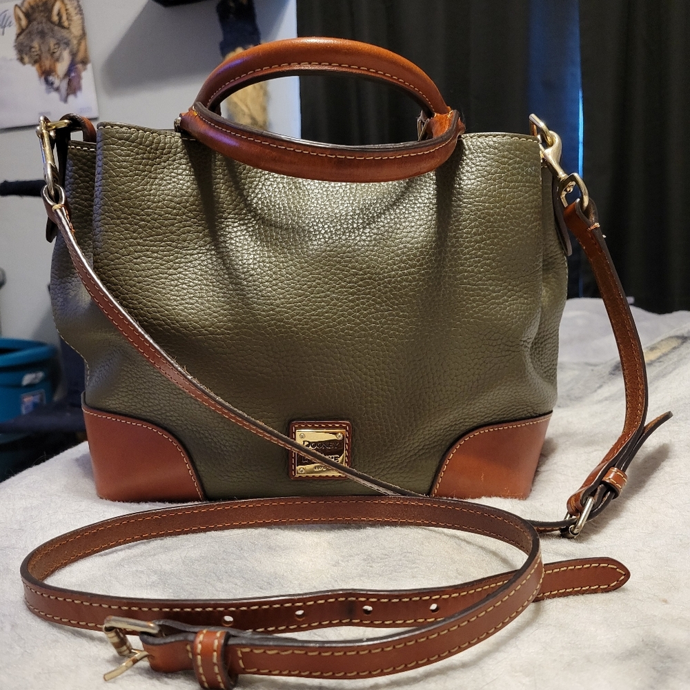 Dooney & Bourke VTG! EUC!! "Brenna"  Olive Green & Brown Pebbled Leather Satchel